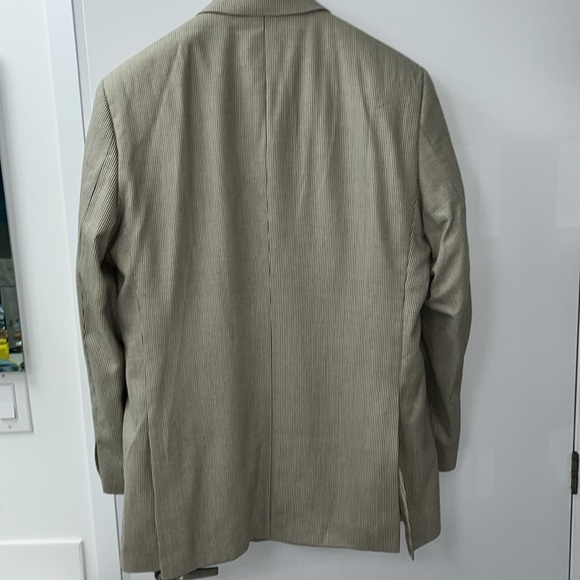 Nautica Sports Jacket Size 46T in EUC. Beige and Blue. 55% Viscose 45% Wool - Picture 13 of 16